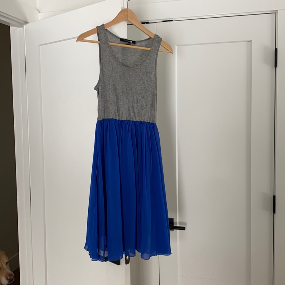 Forever 21 grey and blue dress. Size small.